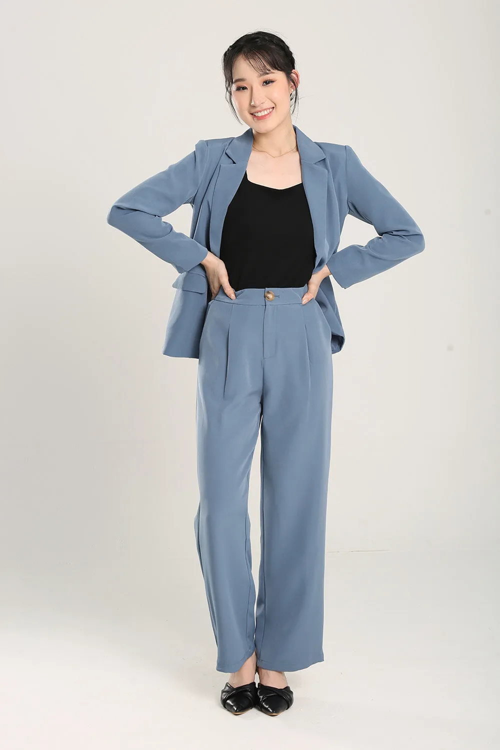 Gabriella Relaxed Fit Tailored Pants in Muted Blue