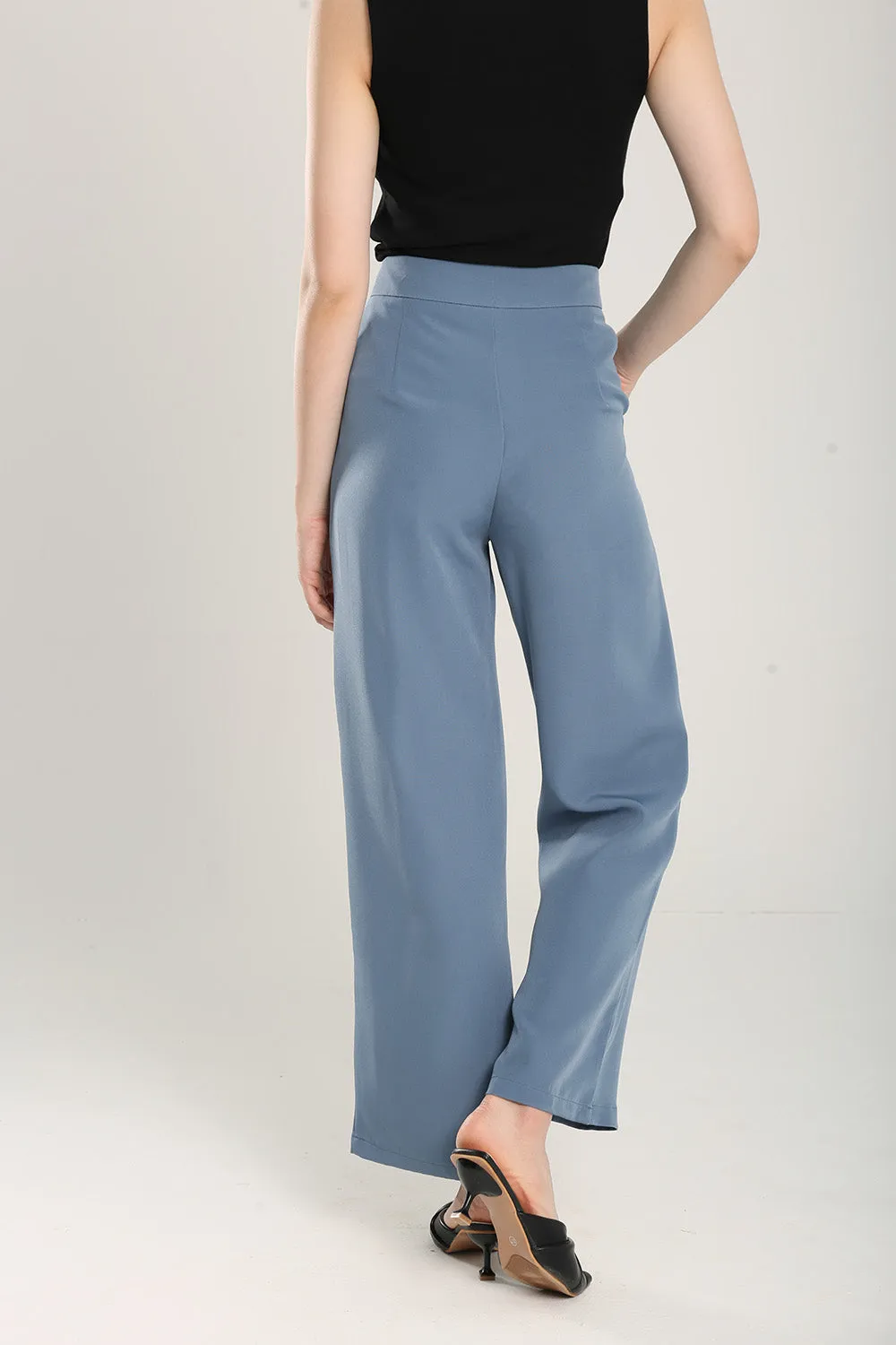 Gabriella Relaxed Fit Tailored Pants in Muted Blue