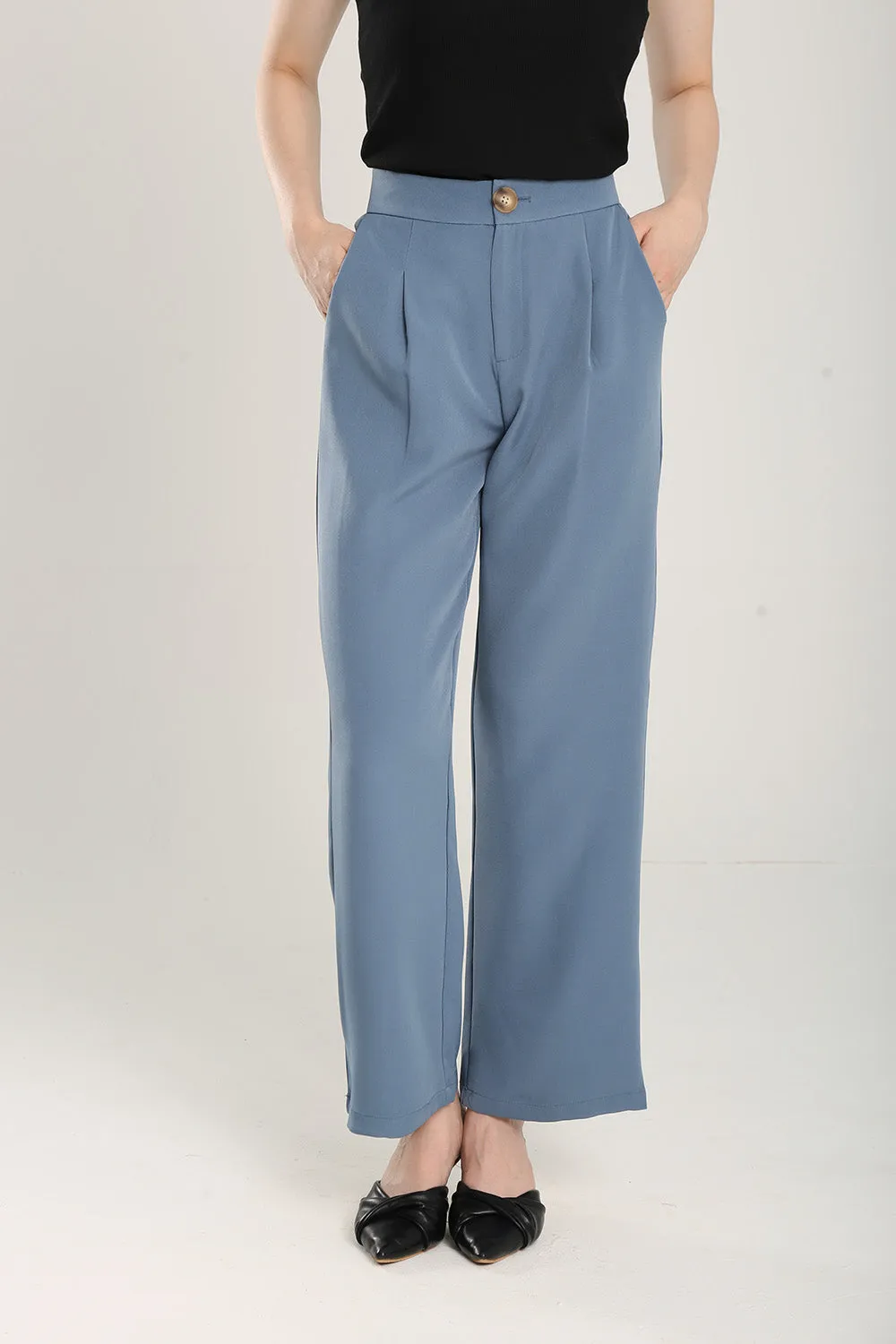 Gabriella Relaxed Fit Tailored Pants in Muted Blue